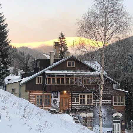 Penzion Skibikepec Pec pod Snezkou Exterior foto